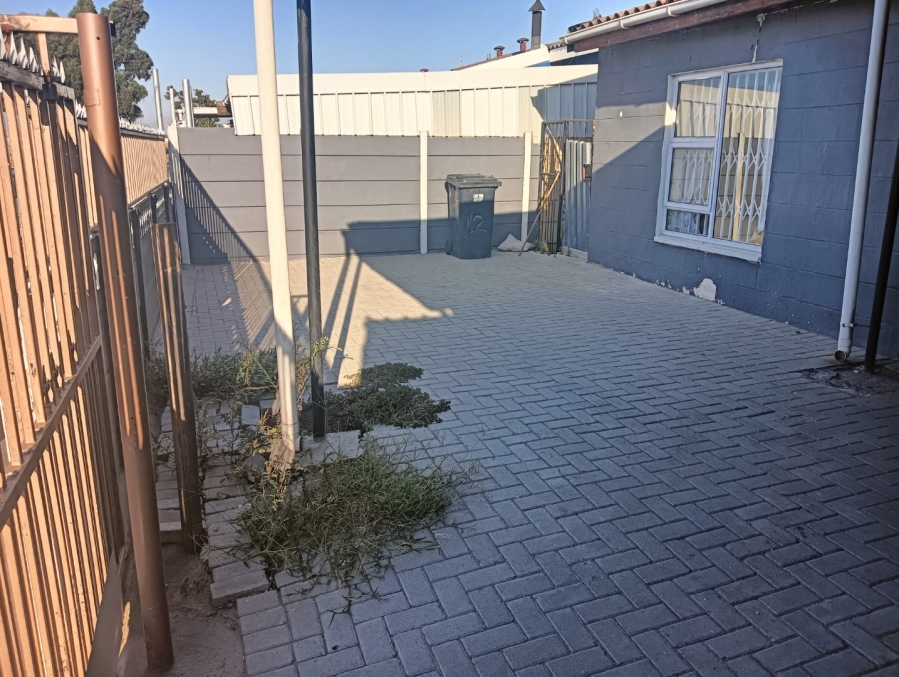 2 Bedroom Property for Sale in Connaught Estate Western Cape